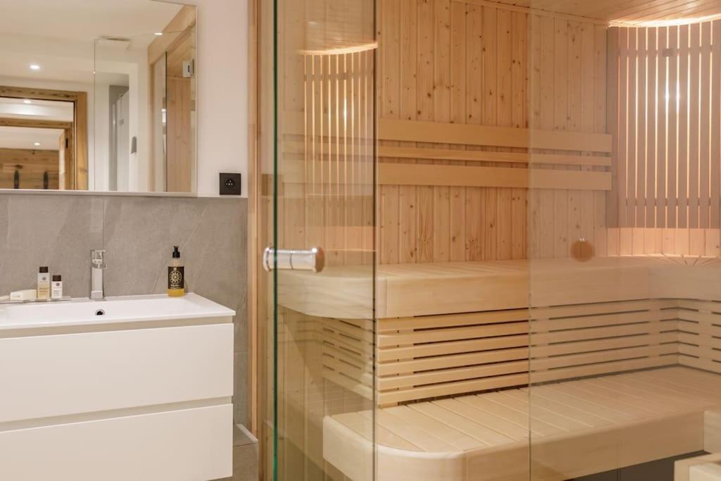 Chalet Claudia By Brennus Chamonix Bagian luar foto